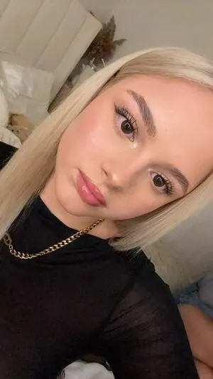 Brooke Marsden OnlyFans Leaked Free Thumbnail Picture - #zM594Mvxll