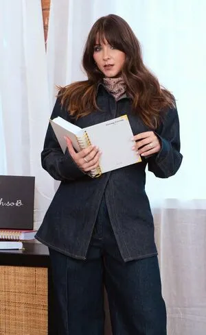 Brooke Vincent OnlyFans Leaked Free Thumbnail Picture - #8LAcHQz8Uk