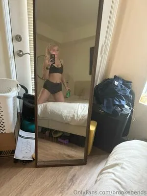 Brookebends OnlyFans Leaked Free Thumbnail Picture - #6NZNo32aH1