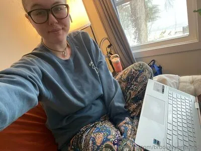 Brookelynnsue22 OnlyFans Leaked Free Thumbnail Picture - #UZmhRy5oIs