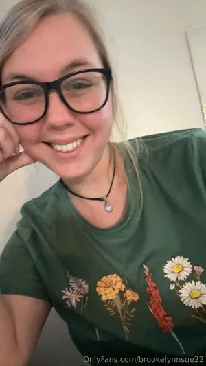 Brookelynnsue22 OnlyFans Leaked Free Thumbnail Picture - #qjednbovNH