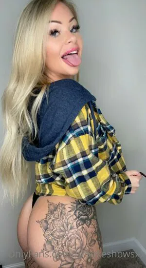 Brookeshowsxx OnlyFans Leaked Free Thumbnail Picture - #0kKszJYxzM