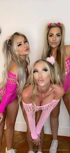 Brookeshowsxx OnlyFans Leaked Free Thumbnail Picture - #30m6X5k1q9