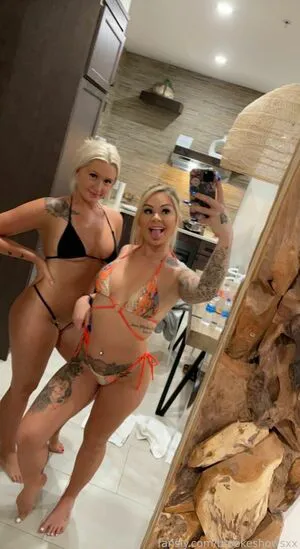 Brookeshowsxx OnlyFans Leaked Free Thumbnail Picture - #8XGoAJSIMh