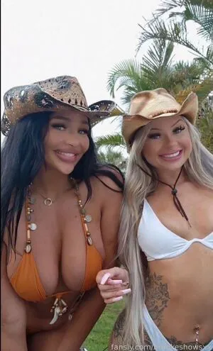 Brookeshowsxx OnlyFans Leaked Free Thumbnail Picture - #Irh0oiQhBL