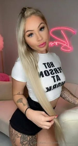 Brookeshowsxx OnlyFans Leaked Free Thumbnail Picture - #UcbtV0fthy