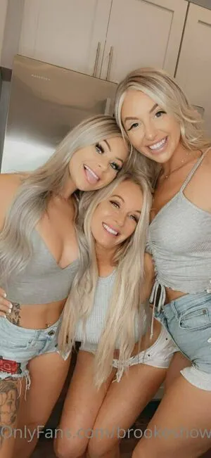 Brookeshowsxx OnlyFans Leaked Free Thumbnail Picture - #axIKsqevuU