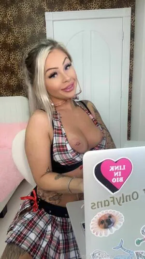 Brookeshowsxx OnlyFans Leaked Free Thumbnail Picture - #d6okhlT3rw
