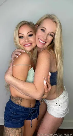 Brookeshowsxx OnlyFans Leaked Free Thumbnail Picture - #fNEd87bBMg