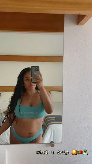 Brown Baddie Liv OnlyFans Leaked Free Thumbnail Picture - #DFXNtQDLjn