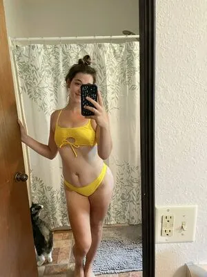 Browneyedbby3 OnlyFans Leaked Free Thumbnail Picture - #FbitkLWqnR