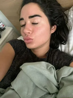 Bruluccas30 OnlyFans Leaked Free Thumbnail Picture - #Agt8cx71jR