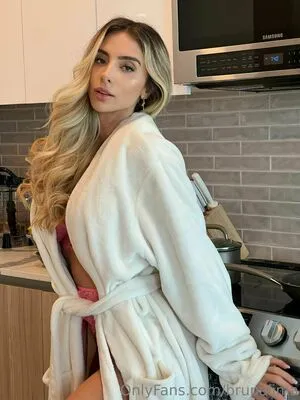 Brunalima OnlyFans Leaked Free Thumbnail Picture - #y9p7BpSL05