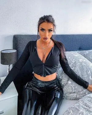 Brunedde OnlyFans Leaked Free Thumbnail Picture - #0wuv5vz35p