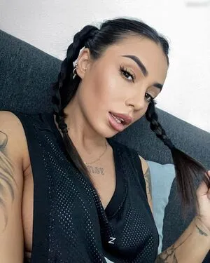 Brunedde OnlyFans Leaked Free Thumbnail Picture - #Wo39pH30Yl