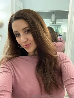 Brunette Hotwife OnlyFans Leaked Free Thumbnail Picture - #VK4DuQ0DqX