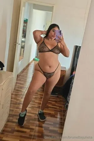 Brunettejulieta OnlyFans Leaked Free Thumbnail Picture - #BVOnP5aign