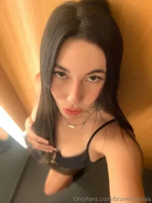 Brunettemiaa OnlyFans Leaked Free Thumbnail Picture - #Nk8hQfKTEr
