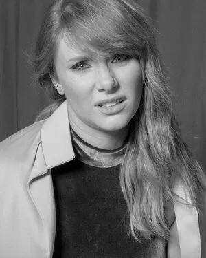 Bryce Dallas Howard OnlyFans Leaked Free Thumbnail Picture - #folMSfan0v