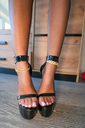 Bubblegumtoes2 OnlyFans Leaked Free Thumbnail Picture - #jC6lKx2Jlo