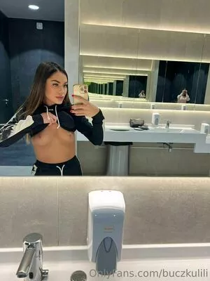 Buczku Lili OnlyFans Leaked Free Thumbnail Picture - #LcImkBpqDs