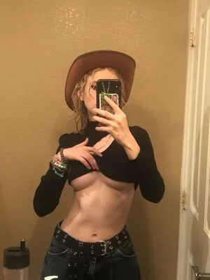 Bug Universe OnlyFans Leaked Free Thumbnail Picture - #WegpHb4k42