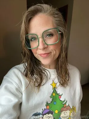Builtbybetty OnlyFans Leaked Free Thumbnail Picture - #IFOGysVNan