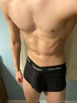 Bulging Twunk OnlyFans Leaked Free Thumbnail Picture - #SbzenGmBKy