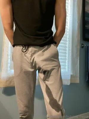 Bulging Twunk OnlyFans Leaked Free Thumbnail Picture - #bfM80CMoS1