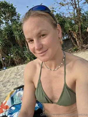Bulletvalentina OnlyFans Leaked Free Thumbnail Picture - #6n0IfVX3Sn