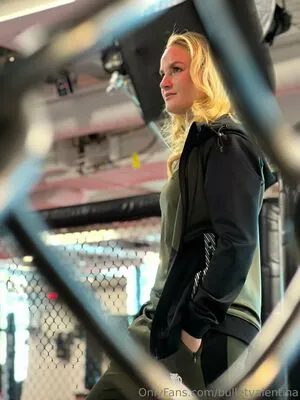 Bulletvalentina OnlyFans Leaked Free Thumbnail Picture - #TglTqnSZ49