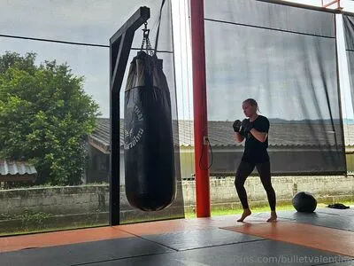 Bulletvalentina OnlyFans Leaked Free Thumbnail Picture - #e5rCRMLpxl