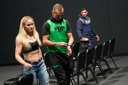 Bulletvalentina OnlyFans Leaked Free Thumbnail Picture - #ey3iab6XYe