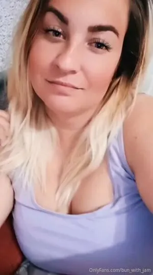 Bun With Jam OnlyFans Leaked Free Thumbnail Picture - #XbCs48lg71