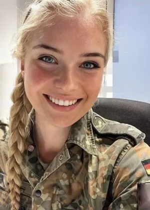 Bund Leonie OnlyFans Leaked Free Thumbnail Picture - #gVSY2pAY7r