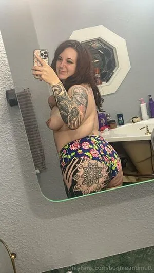 Bunnieandmutt OnlyFans Leaked Free Thumbnail Picture - #TiOjePegsj
