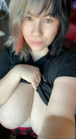 Bunniegloomxx OnlyFans Leaked Free Thumbnail Picture - #odcTH1B3CE