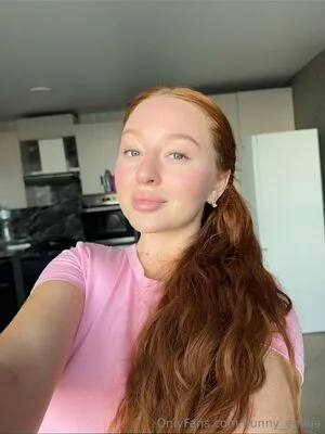 Bunny Emilia OnlyFans Leaked Free Thumbnail Picture - #8B7MG3iAL6