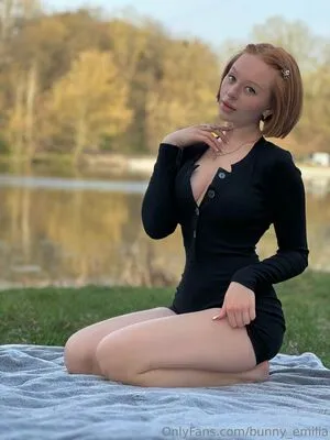 Bunny Emilia OnlyFans Leaked Free Thumbnail Picture - #X5soKvyJS5