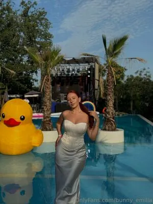 Bunny Emilia OnlyFans Leaked Free Thumbnail Picture - #opeaG1T4in