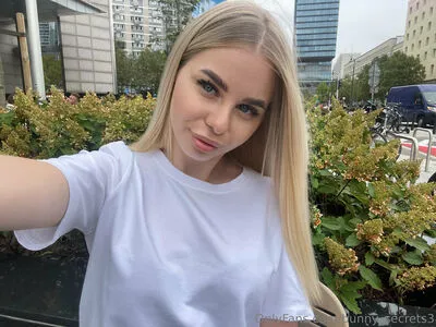 Bunny Secrets3 OnlyFans Leaked Free Thumbnail Picture - #8sbbQIU5dq