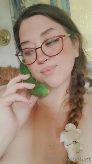 Bunny Velvet OnlyFans Leaked Free Thumbnail Picture - #2r7YT358Kg