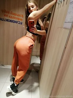Bunnyblondee OnlyFans Leaked Free Thumbnail Picture - #4Y37EO14gy