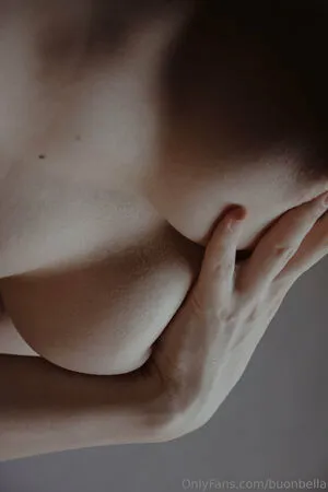 Buonbella OnlyFans Leaked Free Thumbnail Picture - #n77OPkytMO