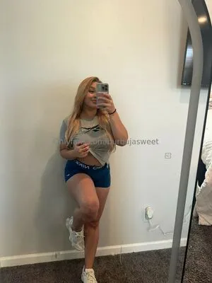Burbujasweet OnlyFans Leaked Free Thumbnail Picture - #AxQRuSqjxn
