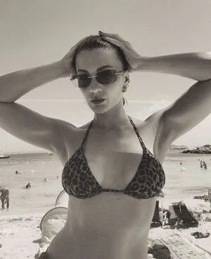 Burcu Ozberk OnlyFans Leaked Free Thumbnail Picture - #0ObOXMUPsi