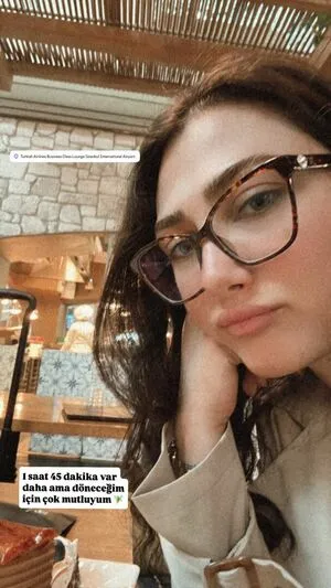 Buse Aydn OnlyFans Leaked Free Thumbnail Picture - #hhE3gHmX3s