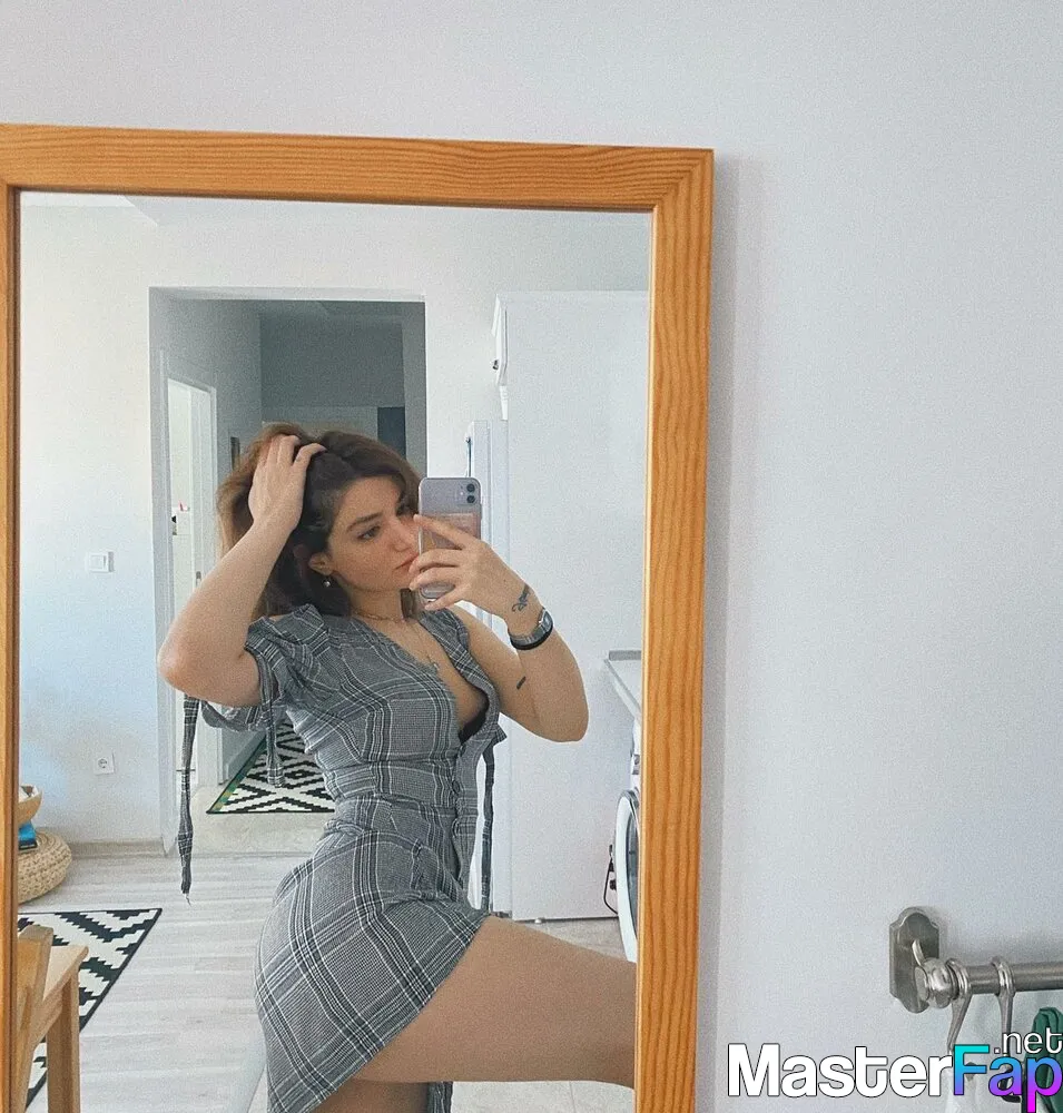 Buse Yilmaz Nude OnlyFans Leak Picture mAW0QPVeVN MasterFap net 