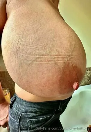 Bustingmybuttons OnlyFans Leaked Free Thumbnail Picture - #ndNlyb1T6D