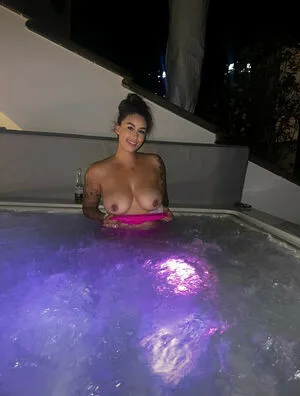 Busty Belle OnlyFans Leaked Free Thumbnail Picture - #6fFHr24gi7
